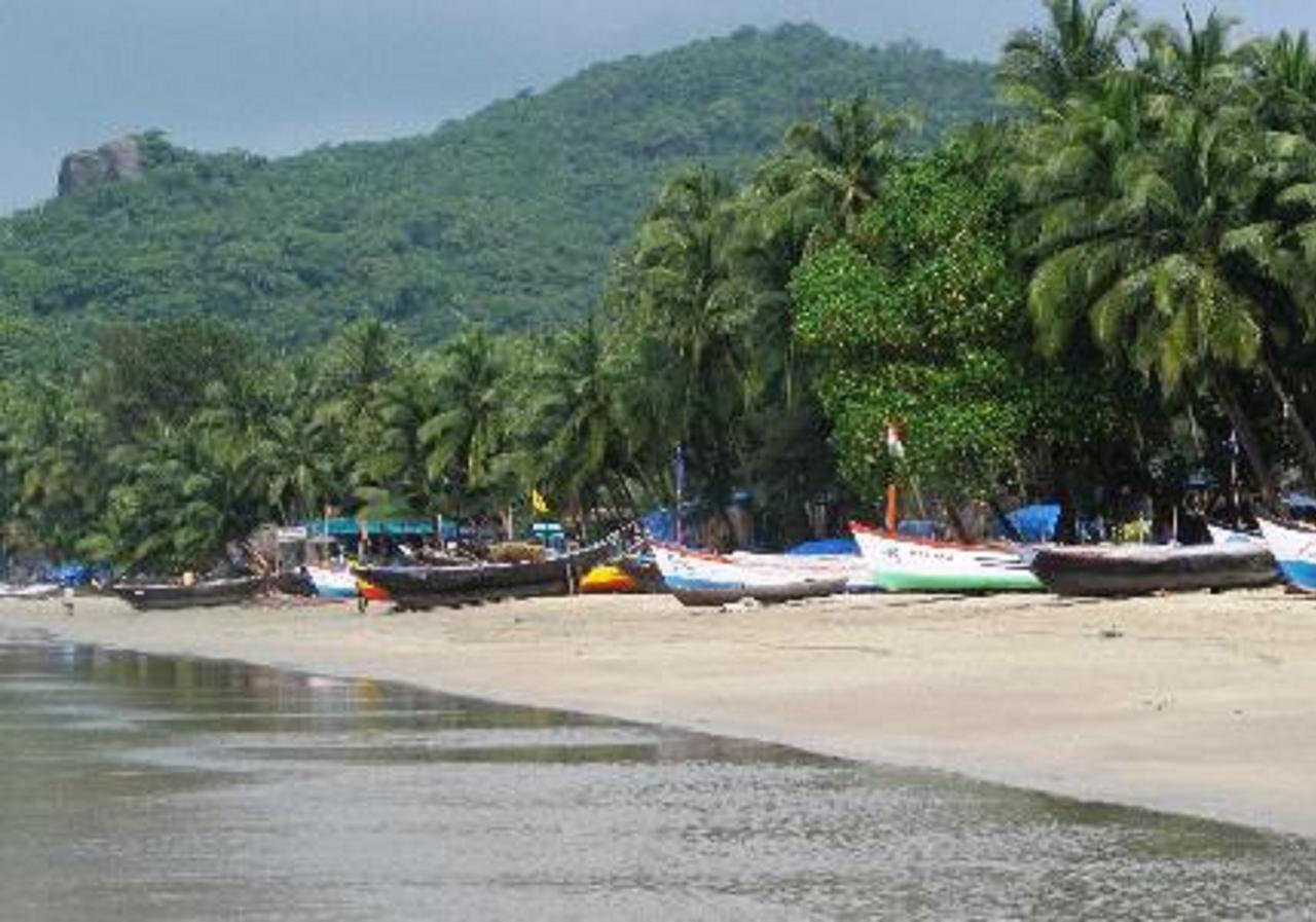 Over The Moon Beach Resorts Palolem Buitenkant foto